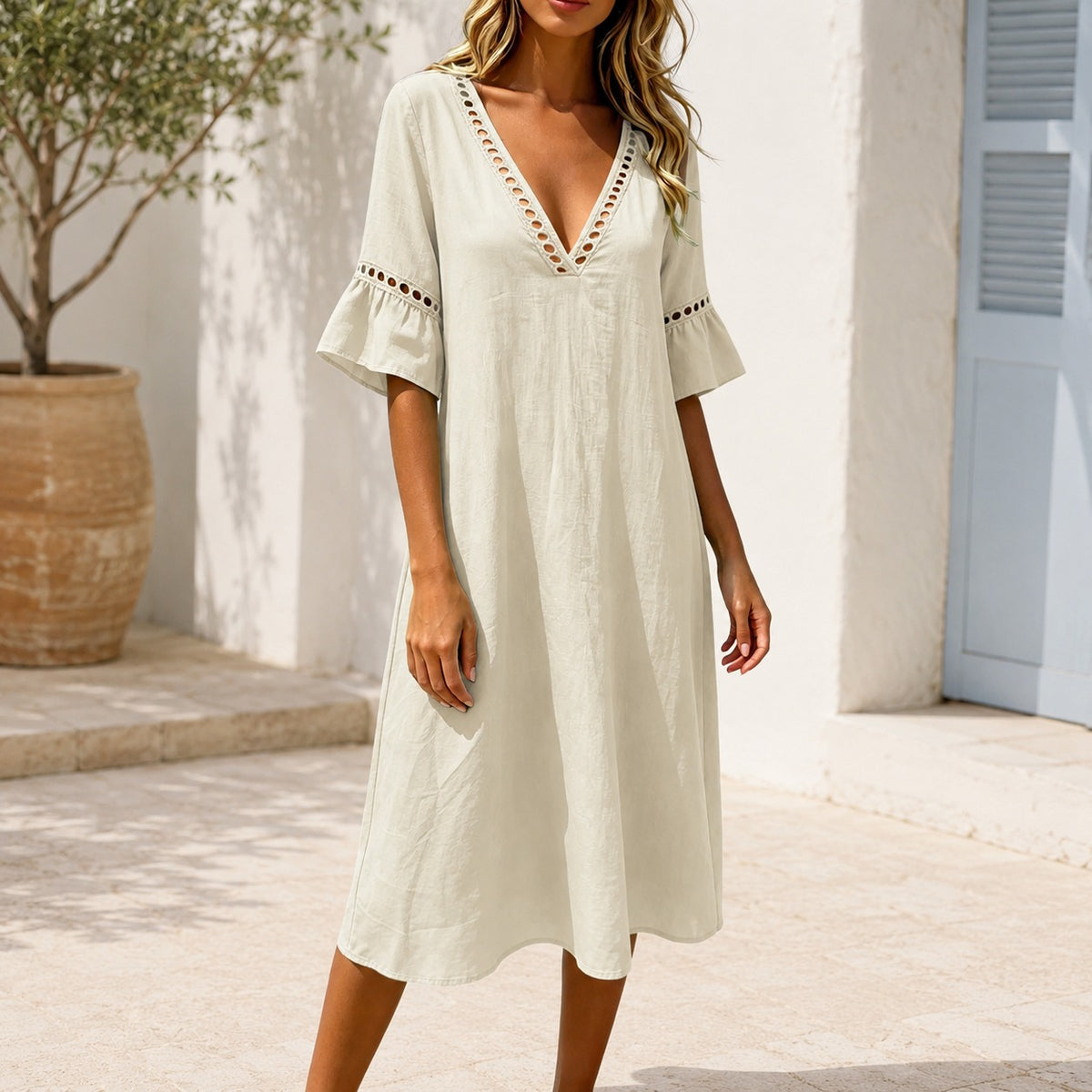 Vestido Ayla™ con Escote en V, Corte Evasé, Mangas con Volantes y Detalles Calados