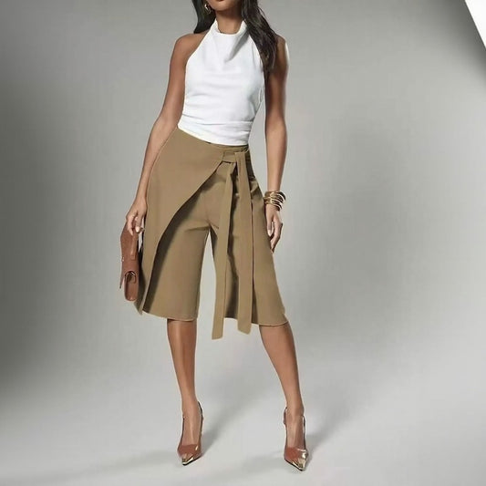 Bermuda Savina™ Con Sobrefalda Cruzada Y Lazada Lateral