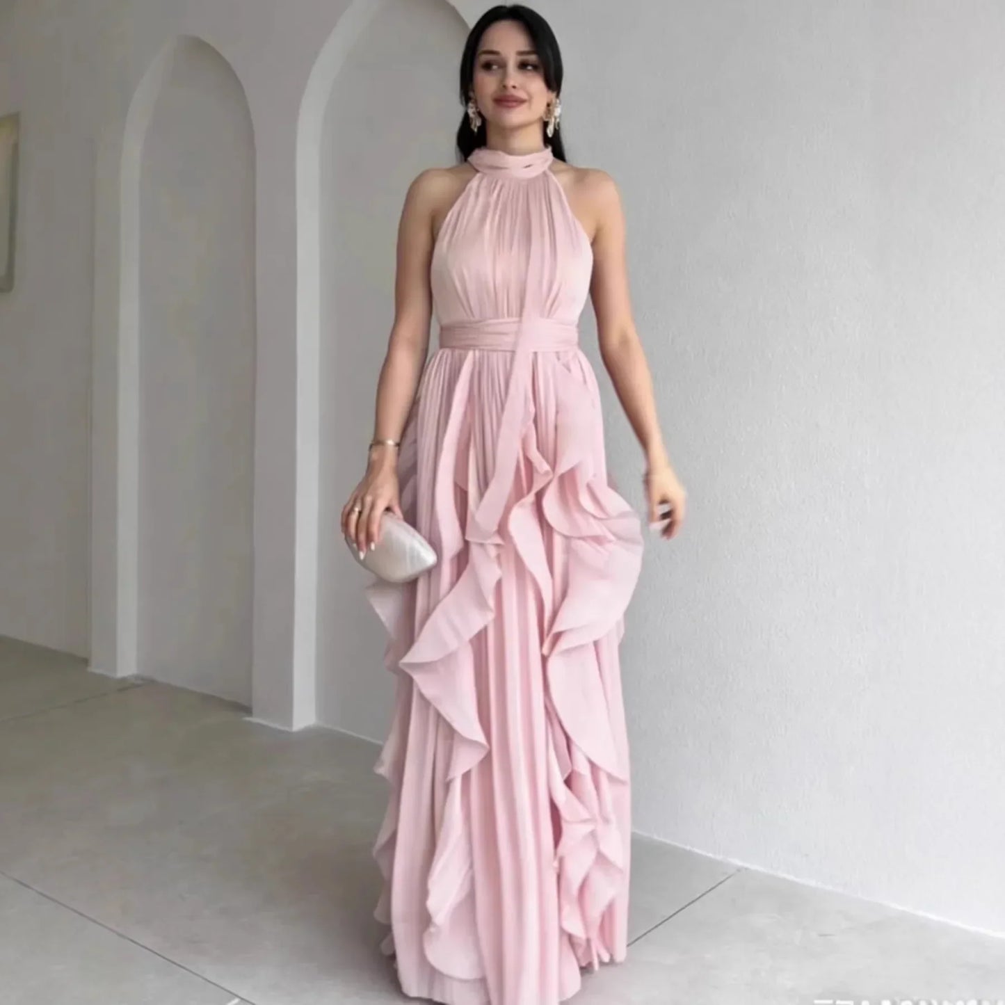 Vestido Avelora™ con Diseño Refinado y Movimiento Sofisticado