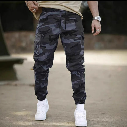 Pantalón Kaelor™ con Estampado Camuflado, Bolsillos Utilitarios y Corte Slim