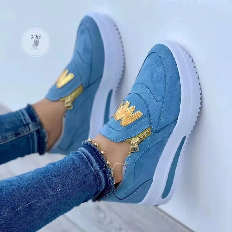 Zapatillas Zarelli™ con Paneles Acolchados, Cremallera Lateral Metálica y Detalle Dorado