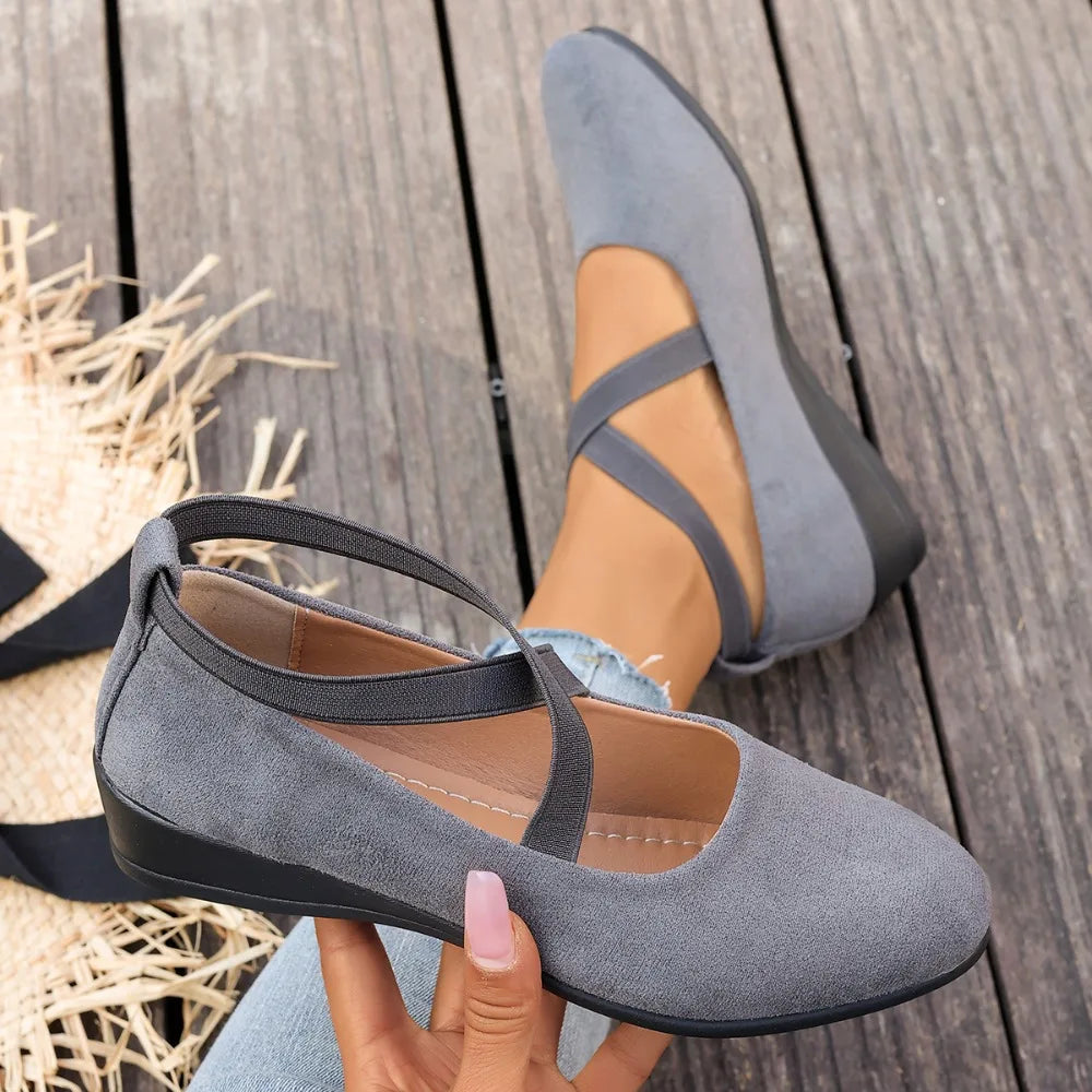 Zapatos Alouette™ Con Acabado Aterciopelado y Tiras Cruzadas