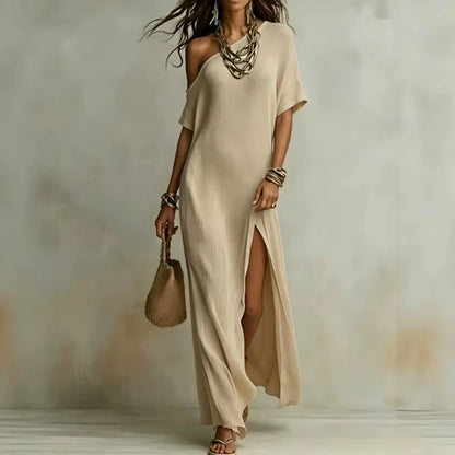 Vestido Velmara™ con Escote Asimétrico y Abertura Frontal Elegante