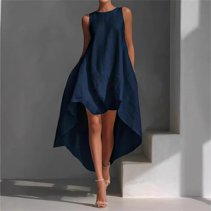 Vestido Solennie™ Con Bajo Alargado y Diseño Minimalista