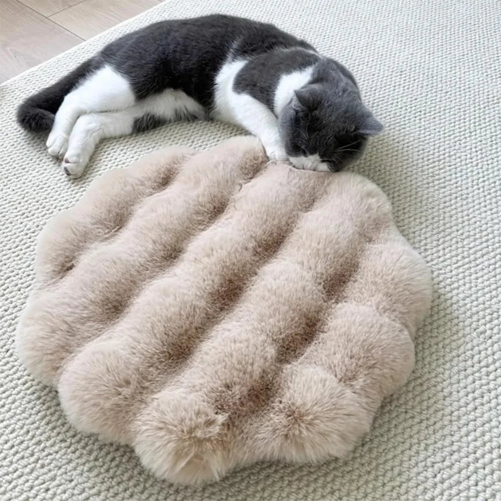 Marley™ Pet Bed with a Non Slip Base and Plush Fluffy Fur
