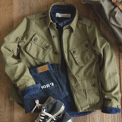 Chaqueta Arden™ con Diseño Militar Robusto y Bolsillos Utilitarios