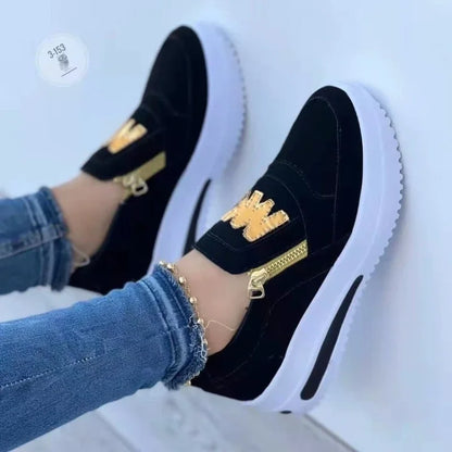 Zapatillas Zarelli™ con Paneles Acolchados, Cremallera Lateral Metálica y Detalle Dorado