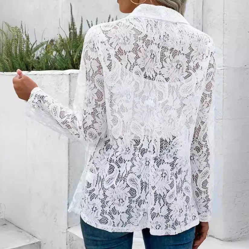 Blazer Lunavie™ de Encaje Calado Elegante y Transparencia Delicada