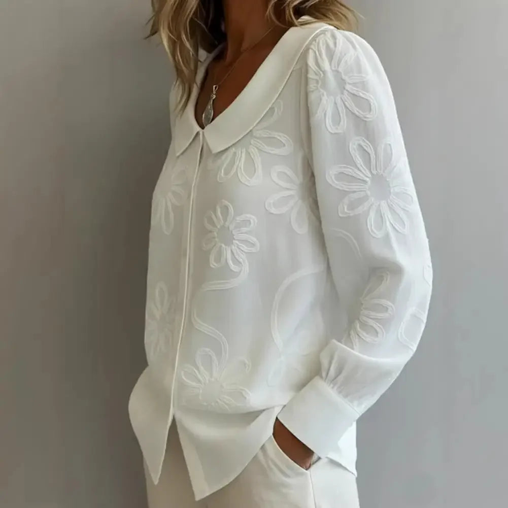 Camisa Fiorenne™ con Bordados Florales y Caída Fluida