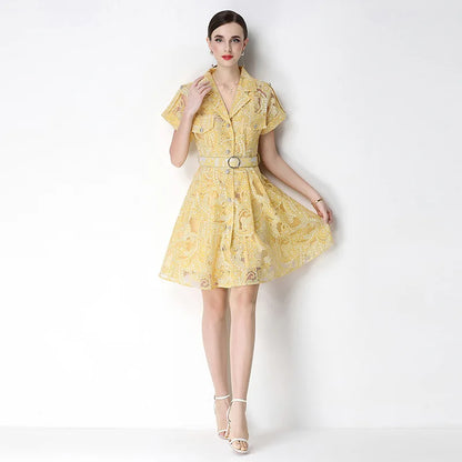 Vestido Celestine™ En Encaje Delicado Con Cinturón Integrado