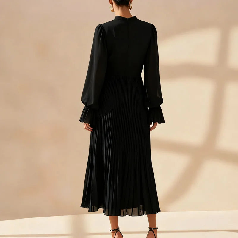 Vestido Lioren™ con Plisado Sofisticado y Volantes Asimétricos