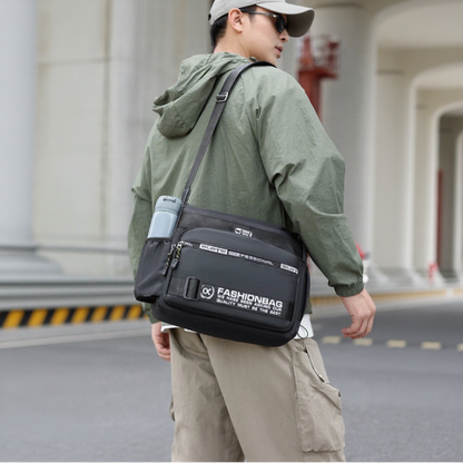 Bolso Bandolera Montrek™ con Múltiples Compartimentos y Nylon Resistente al Agua