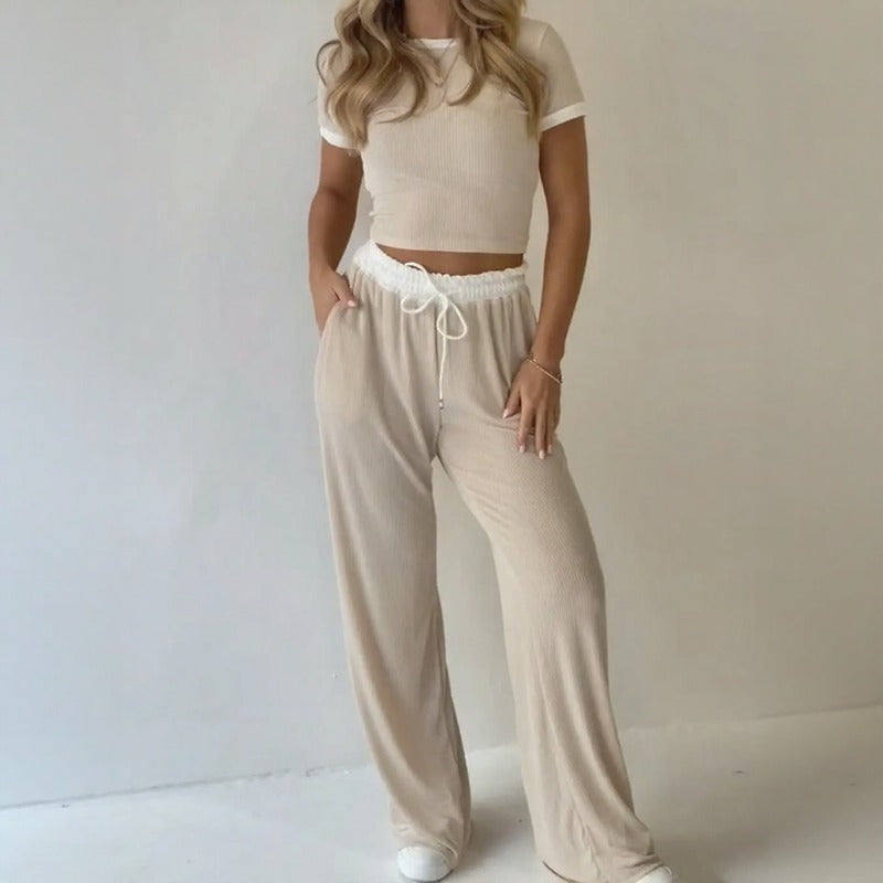 Conjunto Liz™ en Punto Canalé Premium y Top Cropped Ajustado