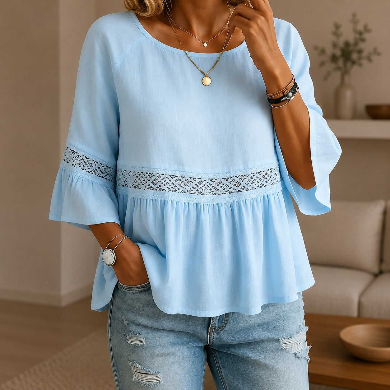 Blusa Aitana™ con Encaje Delicado y Mangas Acampanadas