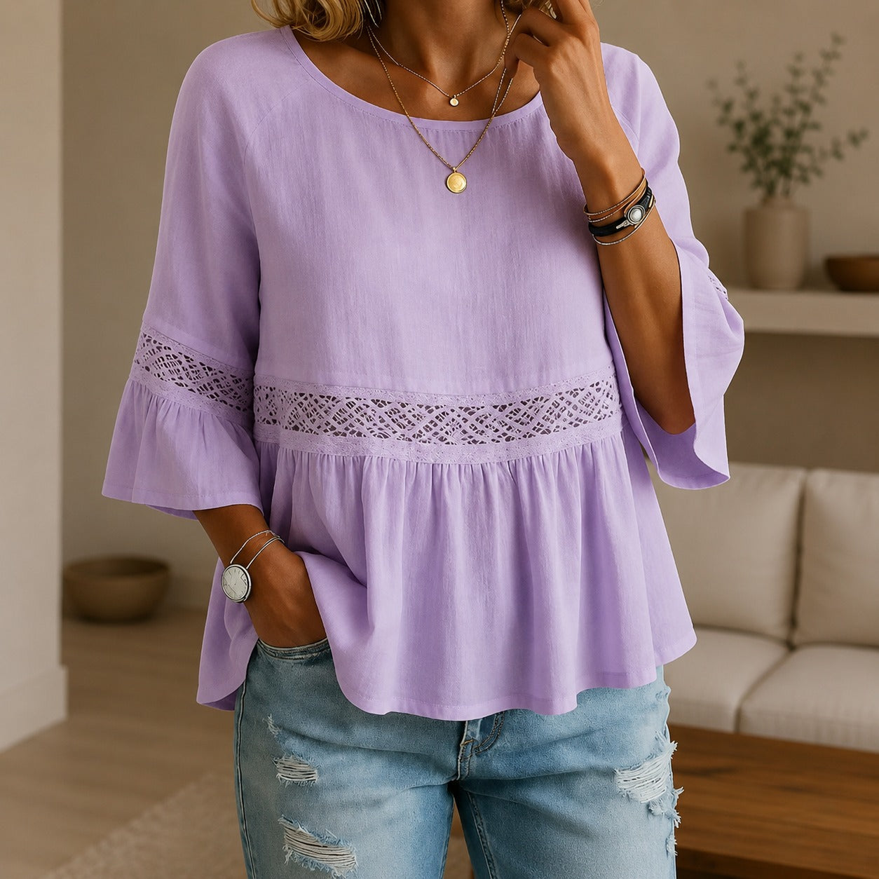 Blusa Aitana™ con Encaje Delicado y Mangas Acampanadas