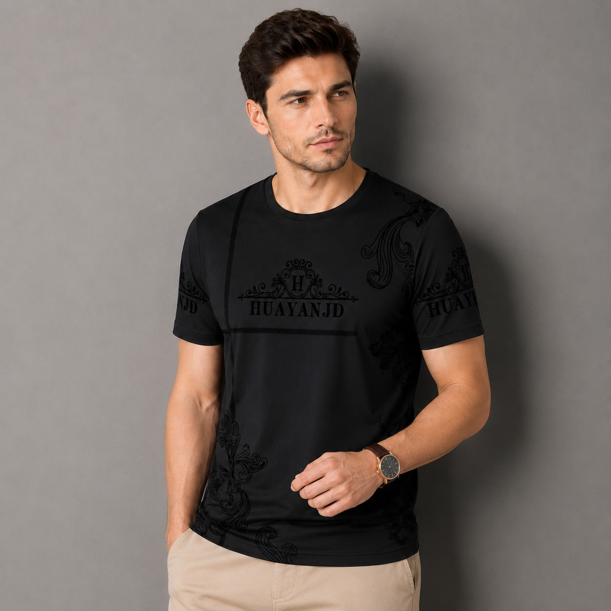 Camiseta Vittore™ con Estampado Ornamental, Cuello Redondo y Tejido Ligero