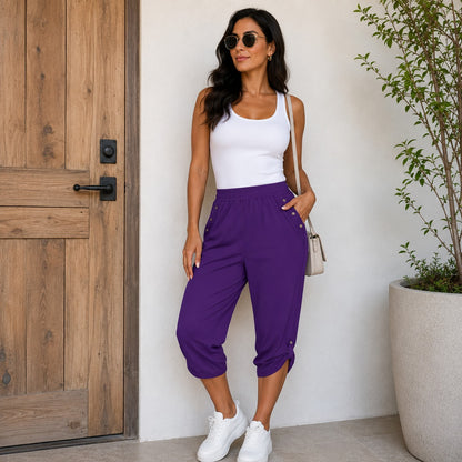 Pantalón Capri Soraya™ con Cintura Alta, Botones Decorativos y Bajo Ajustable