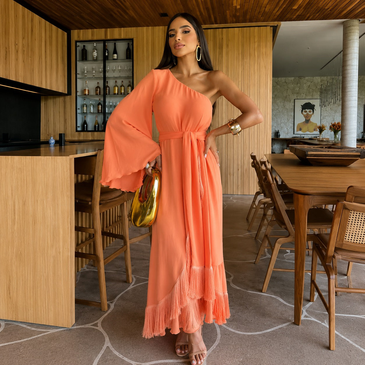 Vestido Lumera™ con Escote de Un Hombro, Caída Fluida y Bajo con Volantes
