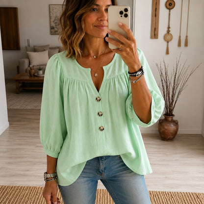 Blusa Maristela™ con Mangas 3/4 Abullonadas y Botones Frontales