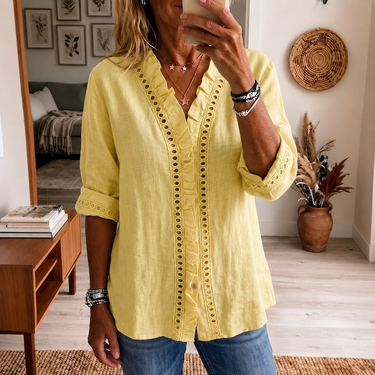 Blusa Lucena™ con Encaje Calado y Volantes Delicados