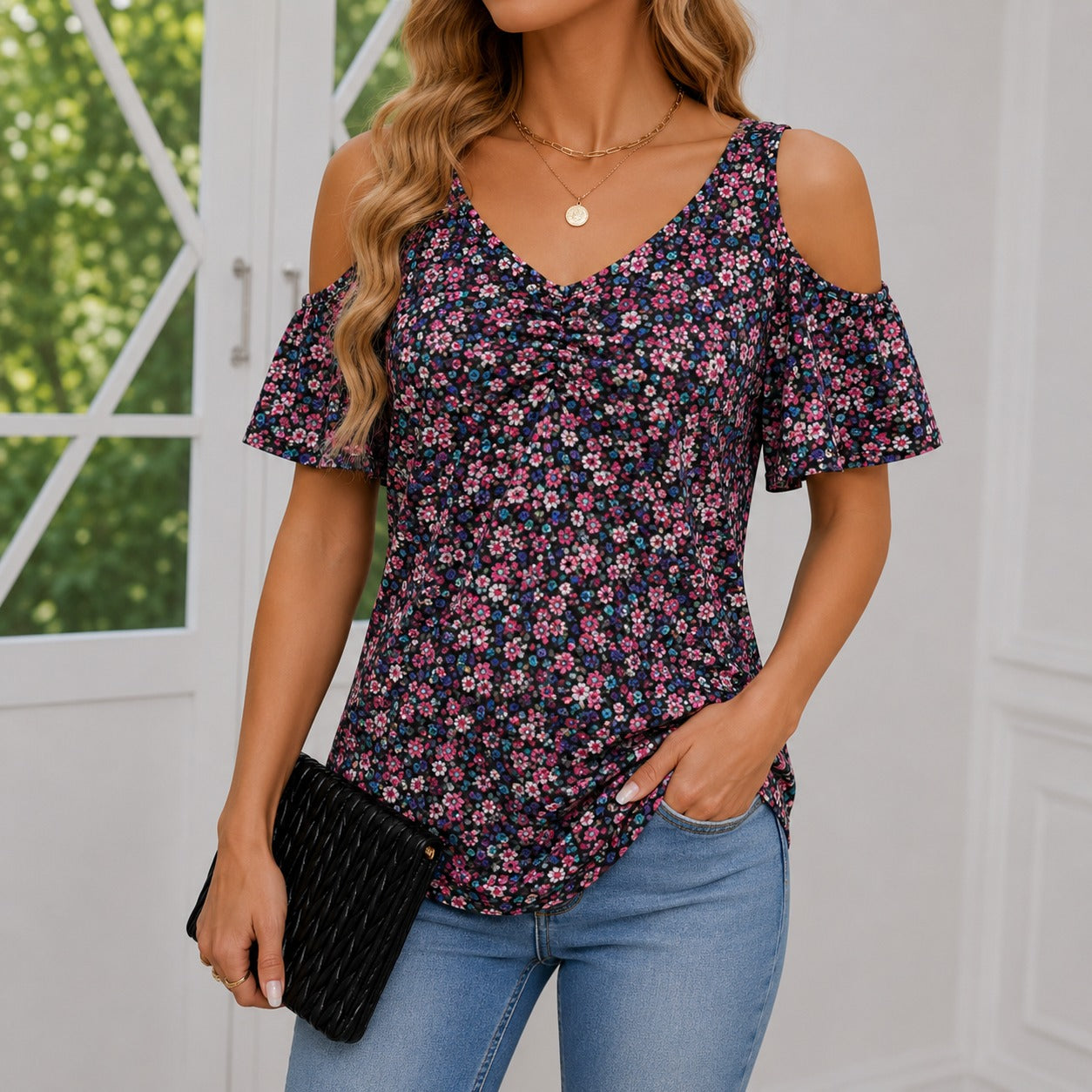 Blusa Varella™ con Hombros Descubiertos, Escote V y Frunce Central