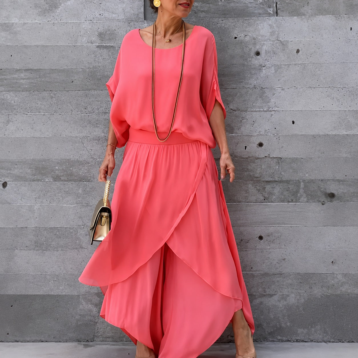 Conjunto Lurea™ con Blusa de Mangas Murciélago y Pantalón de Pierna Ancha con Sobreposición