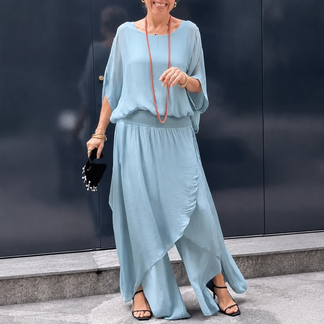 Conjunto Lurea™ con Blusa de Mangas Murciélago y Pantalón de Pierna Ancha con Sobreposición
