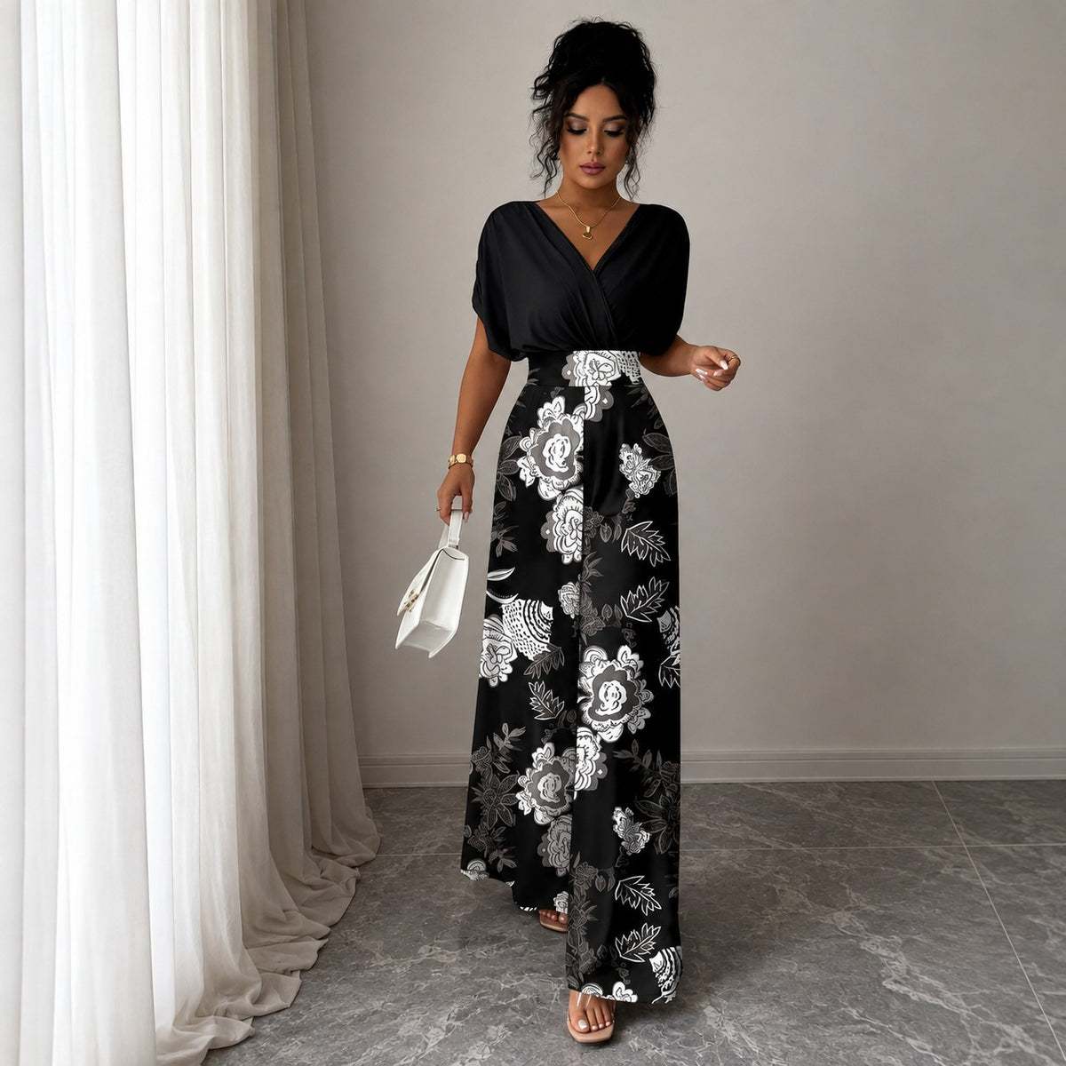 Mono Virella™ con Escote V, Cintura Definida y Estampado Floral