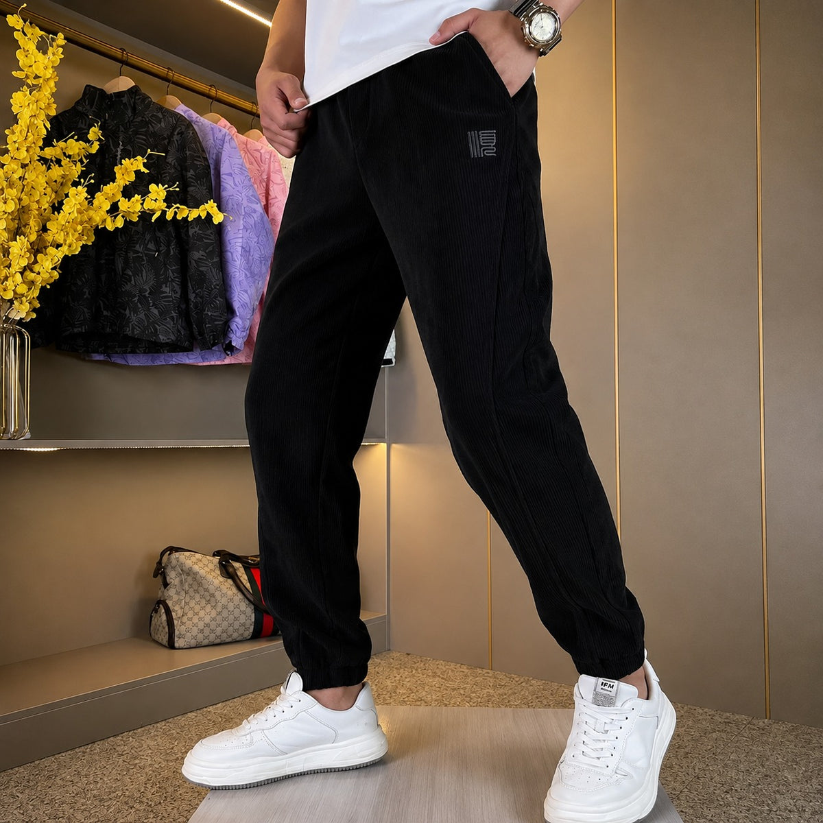 Pantalón Caspian™ con Textura Acanalada, Cintura Ajustable y Puños Elásticos