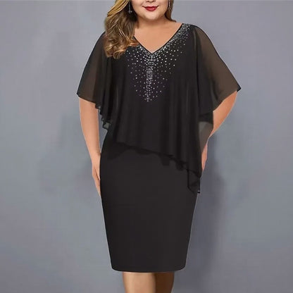 Vestido Maresse™ con Capa Asimétrica y Aplicaciones Brillantes