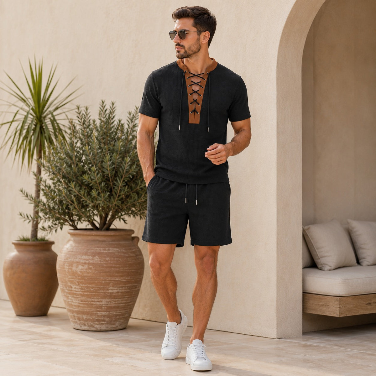 Conjunto Lucano™ con Camiseta de Cuello Contrastante y Shorts con Cordón