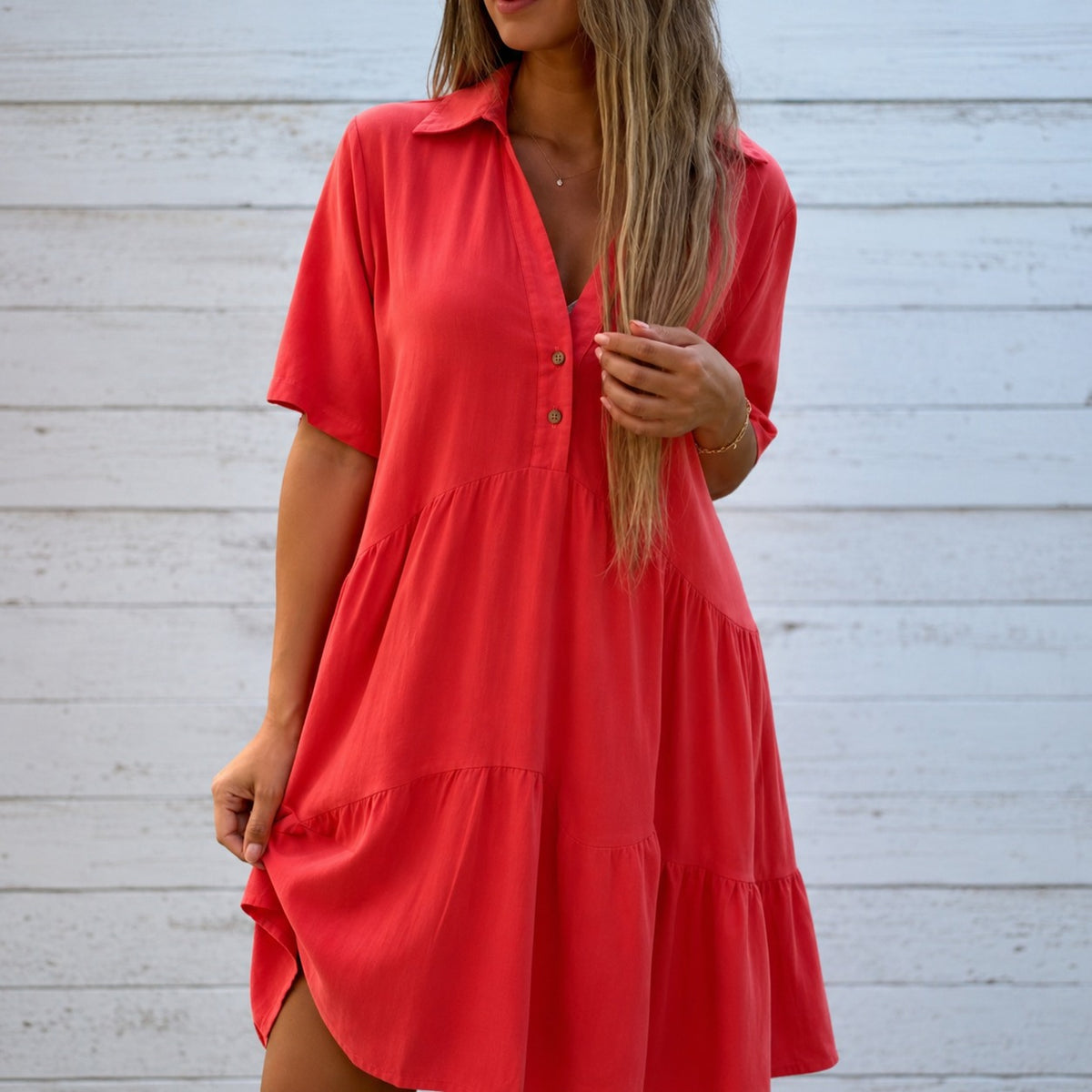 Vestido Adriana™ con Cuello Camisero y Corte Holgado