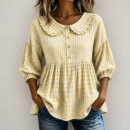 Blusa Carolina™ con Cuello de Volantes, Cuadros Vichy y Mangas Abullonadas