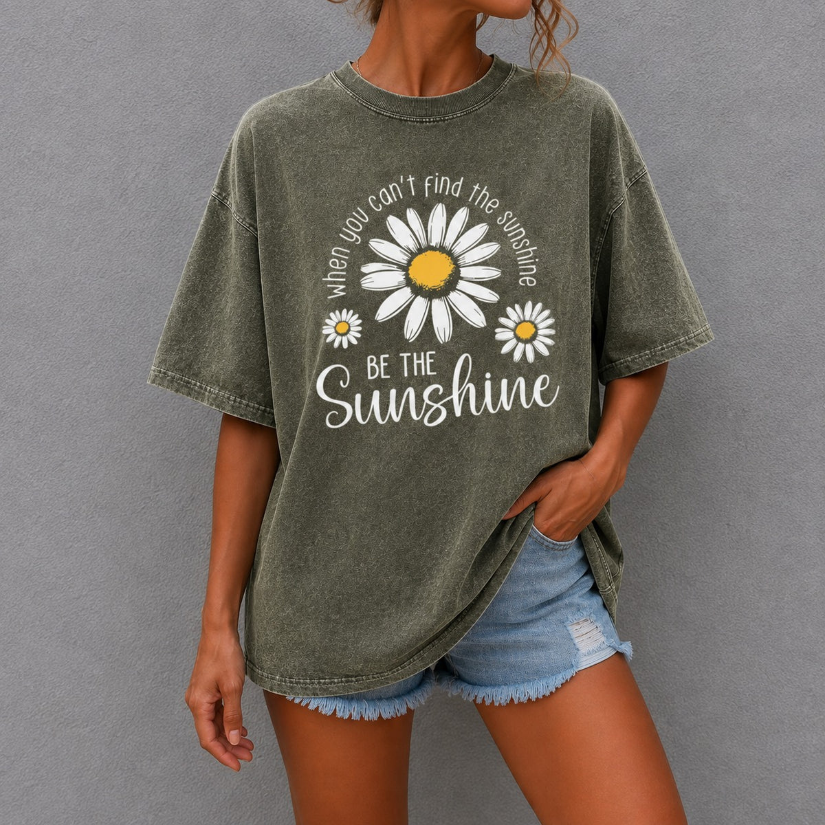 Camiseta Clara™ con Estampa de Margaritas, Lavado Vintage y Cuello Redondo