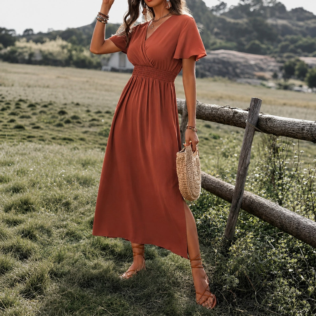 Vestido Eliana™ con Escote Cruzado y Cintura Fruncida