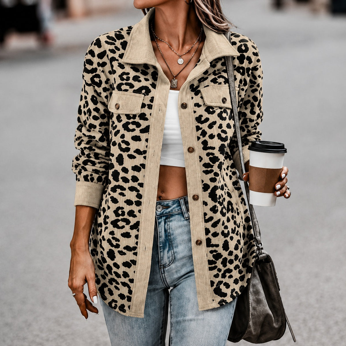 Chaqueta Elena™ con Estampado Animal Print, Bolsillos con Solapa y Botones