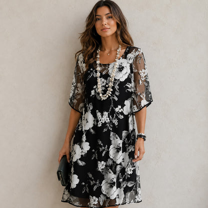 Vestido Cristina™ con Estampado Floral y Escote Redondo
