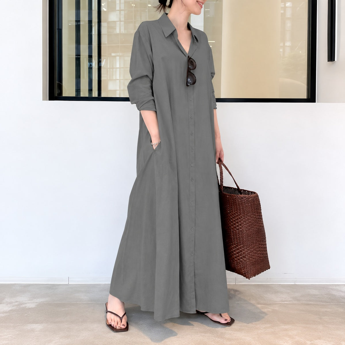 Vestido Samantha™ con Cuello Camisero, Corte Amplio y Botones Frontales