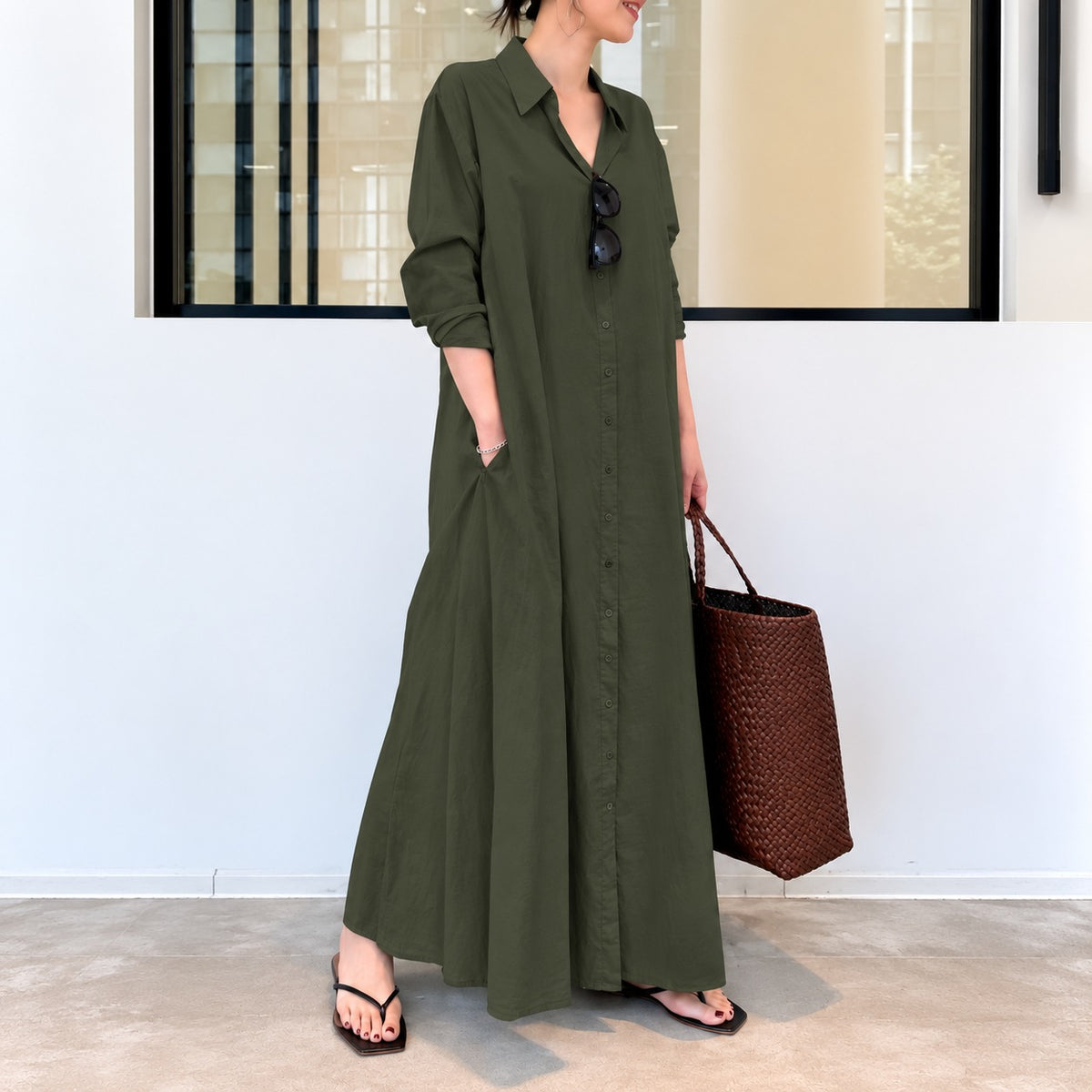 Vestido Samantha™ con Cuello Camisero, Corte Amplio y Botones Frontales