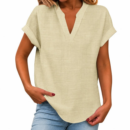 Blusa Maira™ con Mangas Cortas Dobladas y Bajo Redondeado