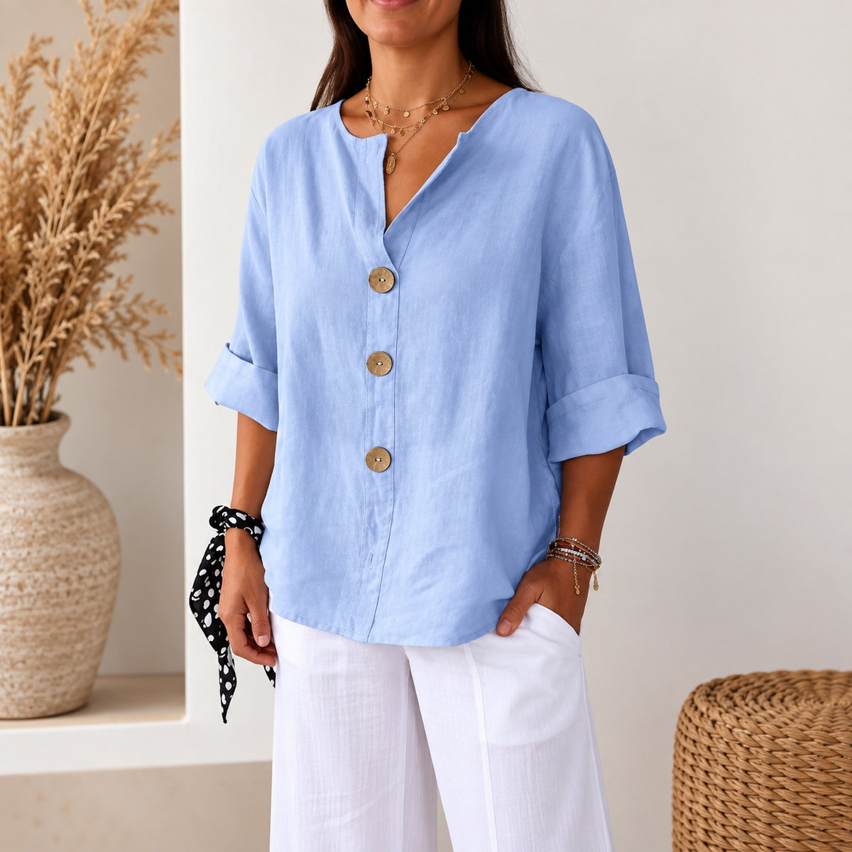 Blusa Avelora™ con Corte Holgado, Botones Frontales y Caída Ligera