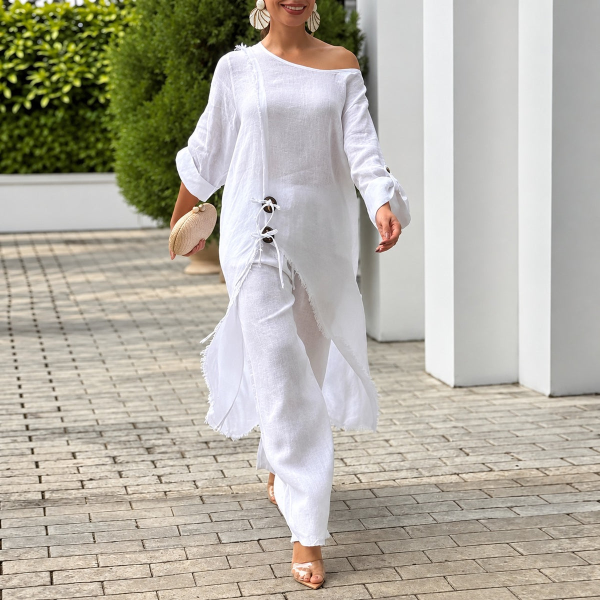 Conjunto Alboran™ con Blusa Asimétrica de Lazadas y Pantalón de Caída Fluida