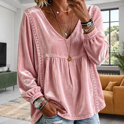 Blusa Bianca™ con Textura Ligera Tipo Terciopelo, Escote en V y Encaje Geométrico
