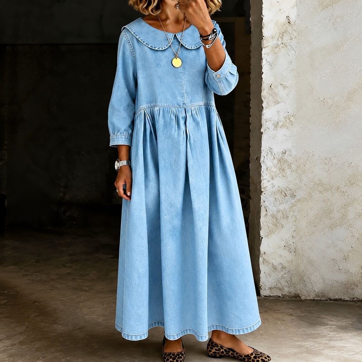 Vestido Mireia™ con Cuello Peter Pan y Falda Amplia