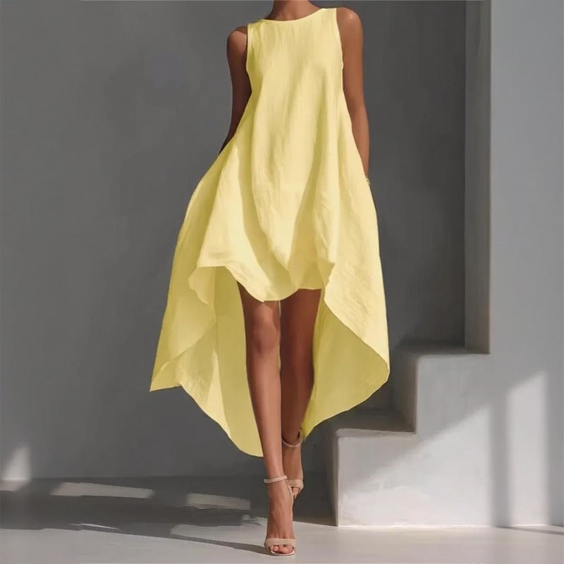 Vestido Solennie™ Con Bajo Alargado y Diseño Minimalista