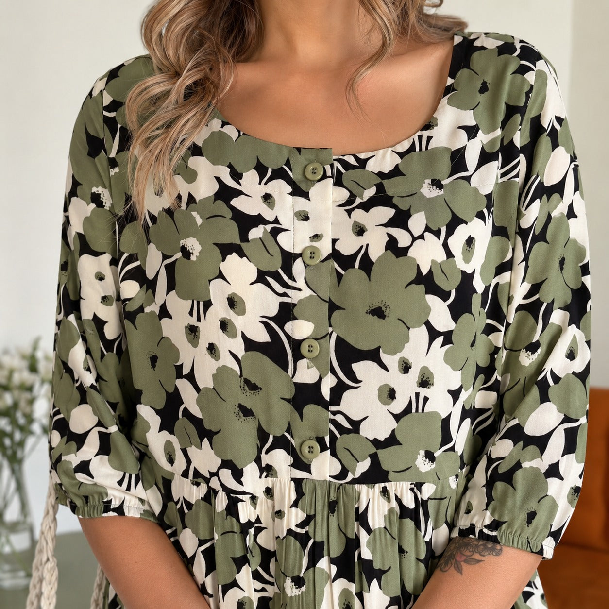 Vestido Florenne™ con Escote Cuadrado, Estampado Floral y Bajo con Volante