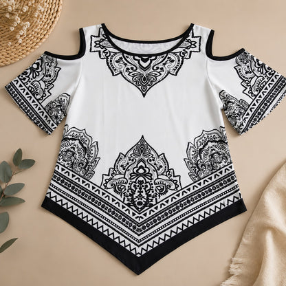 Blusa Calisse™ con Hombros Descubiertos, Estampado Ornamental y Bajo Asimétrico.