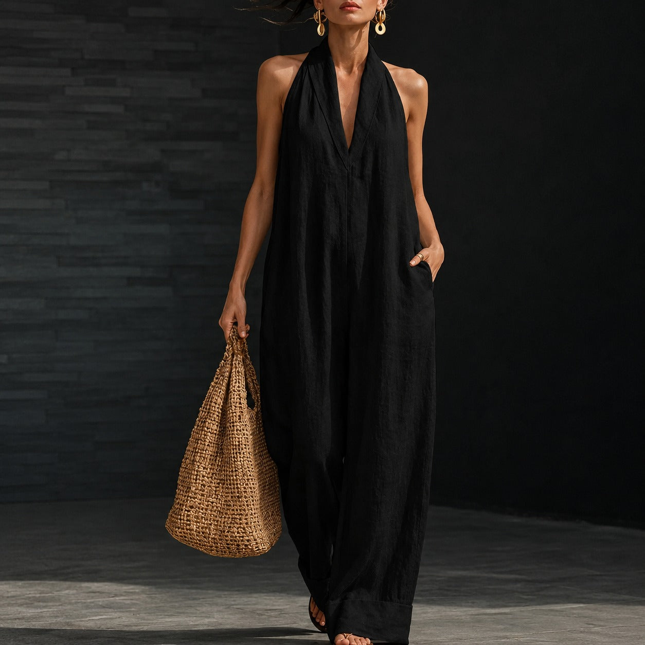 Mono Aveline™ con Escote Halter, Caída Fluida y Corte Amplio