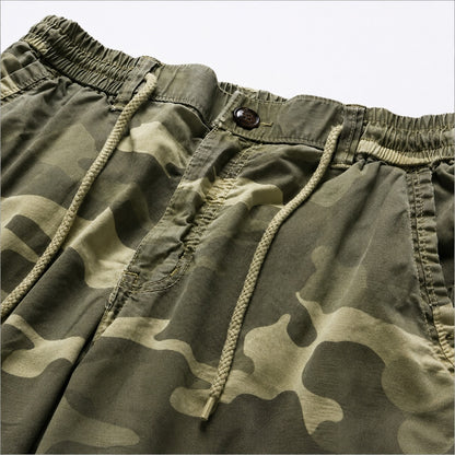 Bermuda Bravik™ con Estampado Camuflado, Cintura Ajustable y Bolsillos Cargo.