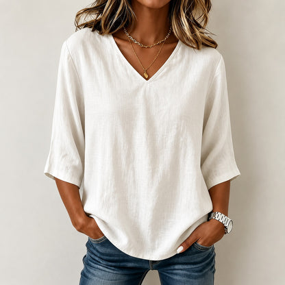 Blusa Renata™ de Lino y Algodón con Diseño Minimalista, Escote V y Manga Tres Cuartos
